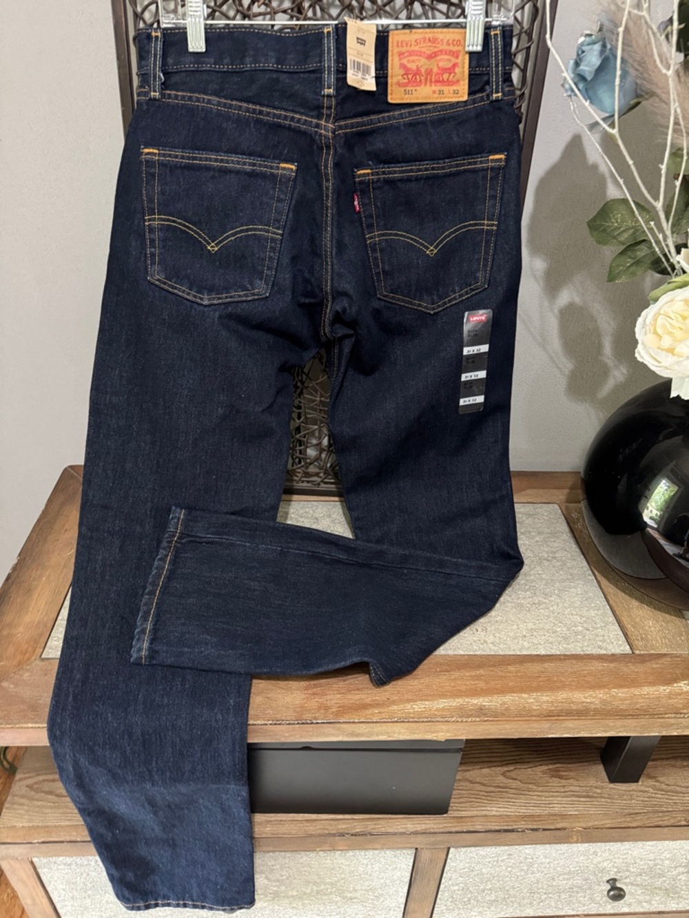 Levi’s 511 Slim Fit Jeans Mens 31x32 Dark Wash NWT Classic Denim - Picture 3 of 6